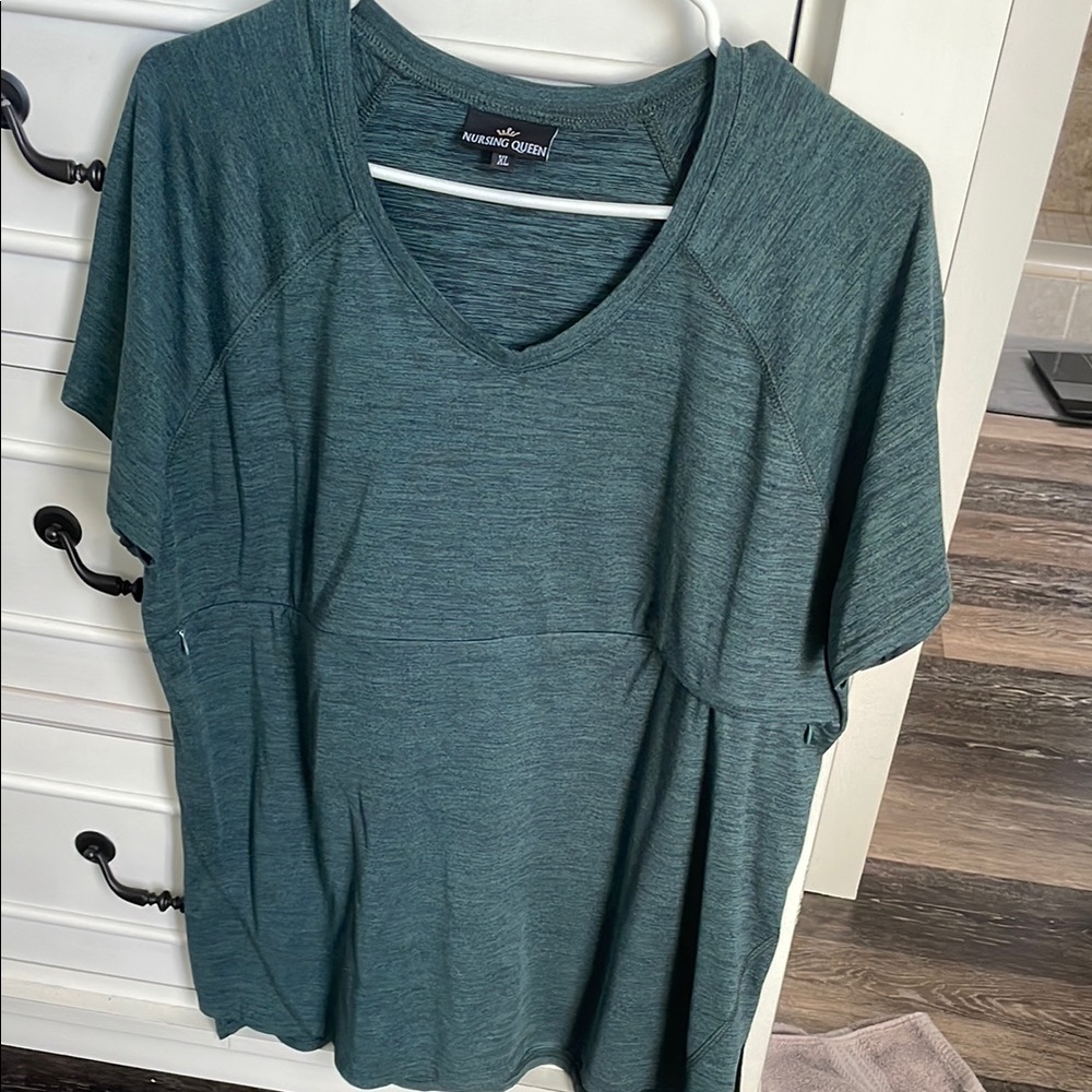 Women's Nursing V-Neck Top